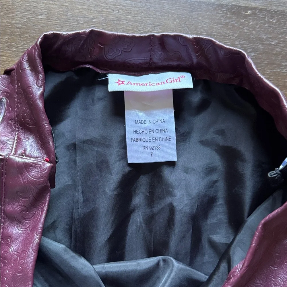Size 7 American Girl lined Tenney Meet Skirt faux leather adjustable waist